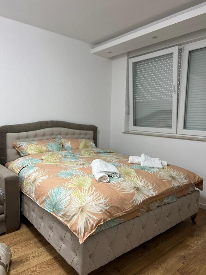 Apartmani Imperial Novi Pazar Eksteriør billede