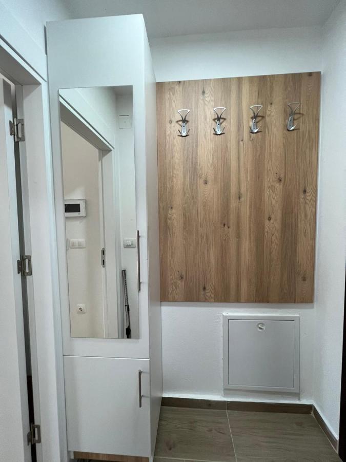 Apartmani Imperial Novi Pazar Eksteriør billede