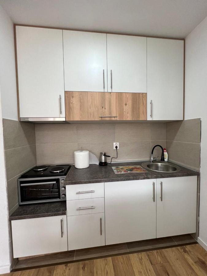 Apartmani Imperial Novi Pazar Eksteriør billede