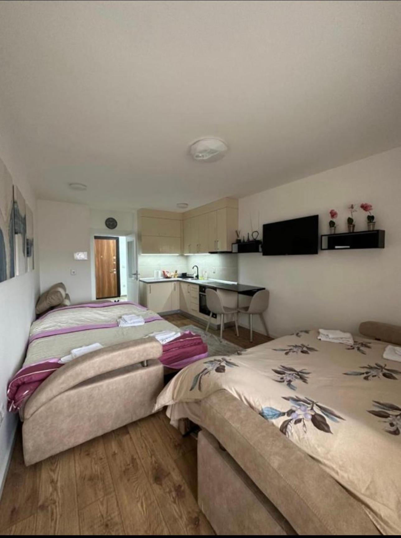 Apartmani Imperial Novi Pazar Eksteriør billede