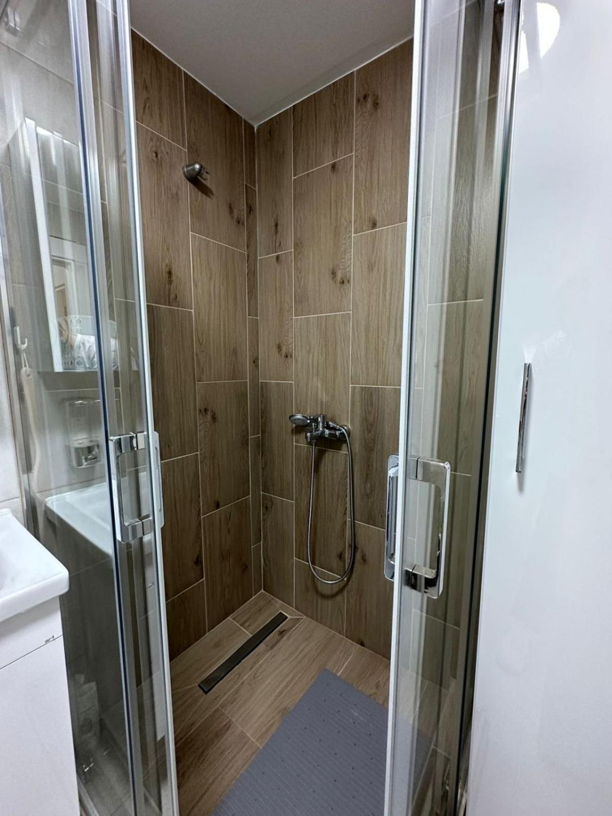 Apartmani Imperial Novi Pazar Eksteriør billede